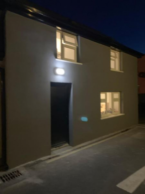 Hotels in Droichead Nua
